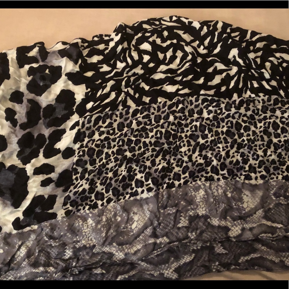 Beautiful Scarf/Wrap - To be dressed up or down
